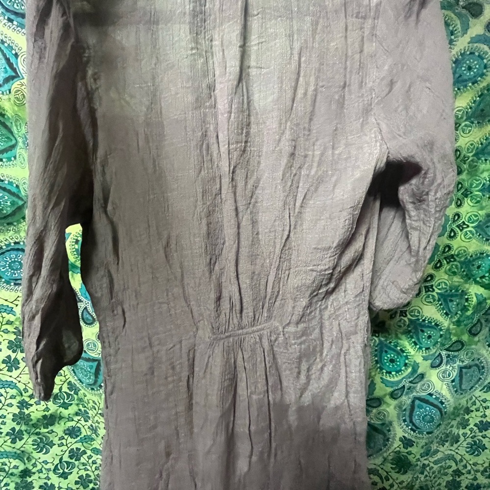 Beautiful Blouse - Picture 5 of 6